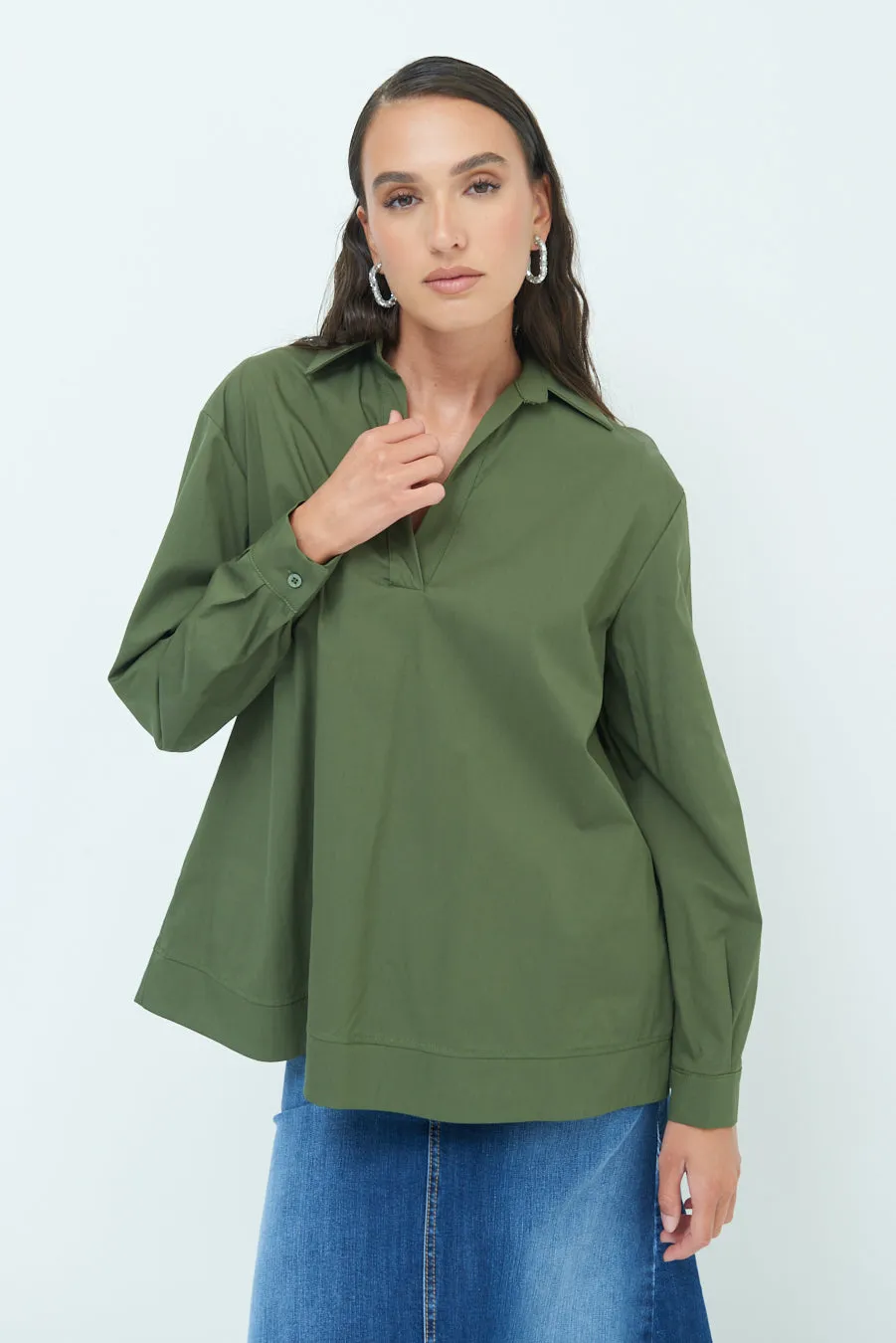 V-neck relaxed popover shirt wholesale